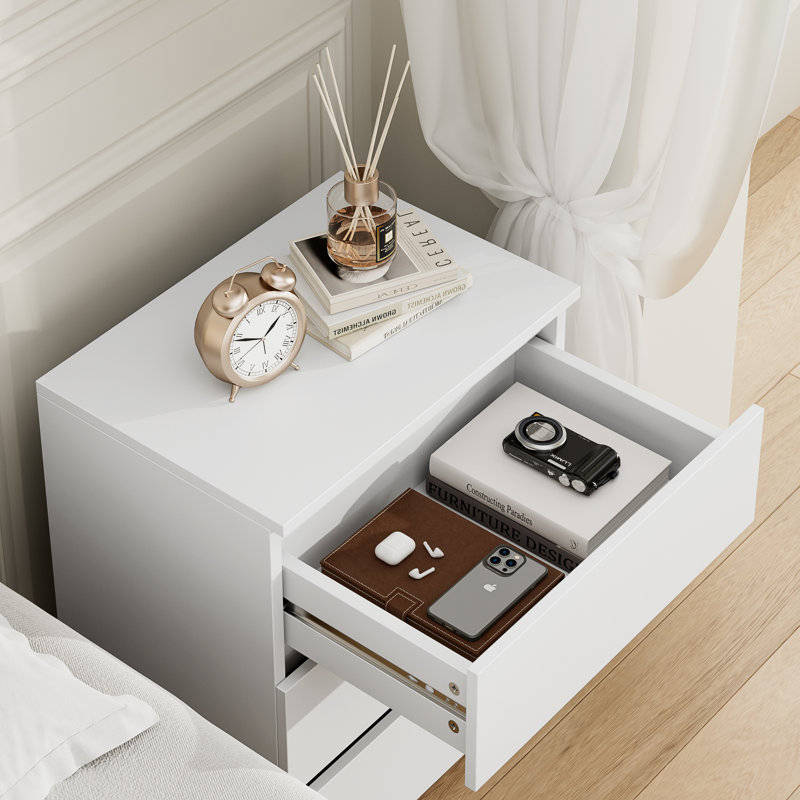 Cullinan 3 drawer Bedside Table