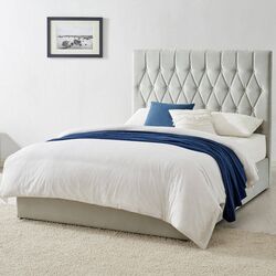 Johnny Bed